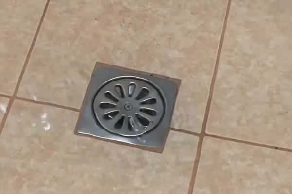 （防臭地漏）