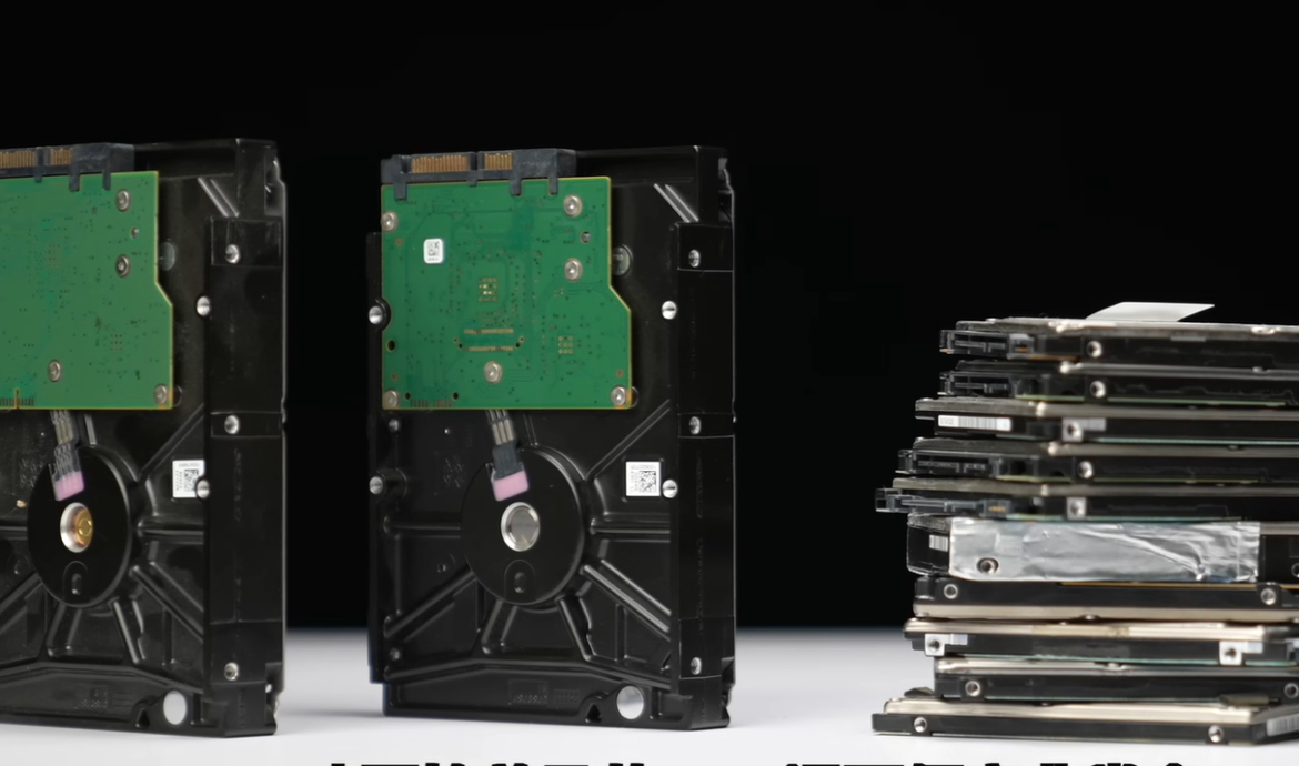 (SSD)